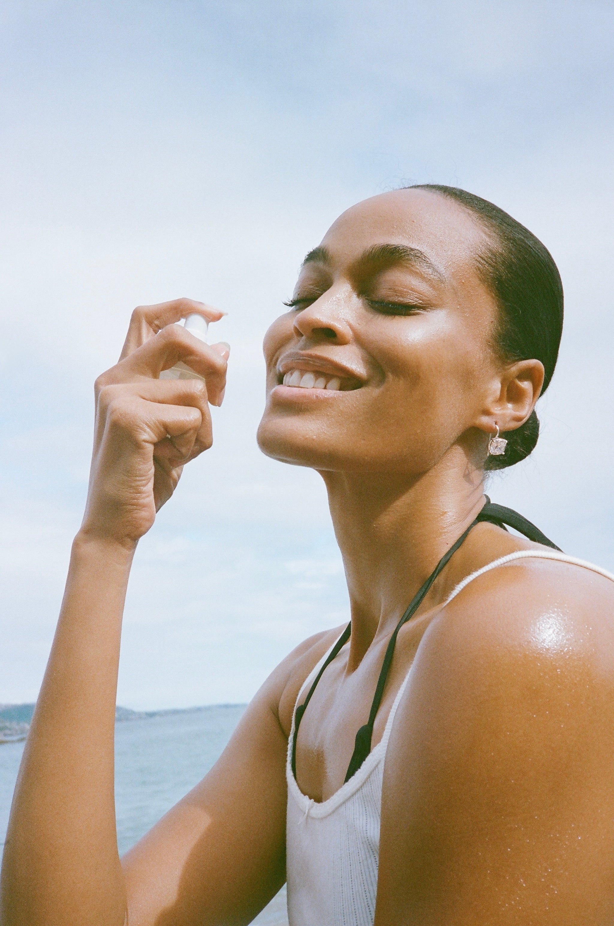 Rose Quartz Gua Sha Facial Tool | izé Skincare